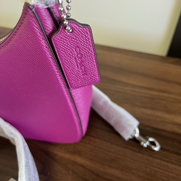 COACH Hobo Crossbody in Crossgrain, Deep Plum - Picture 7 of 9